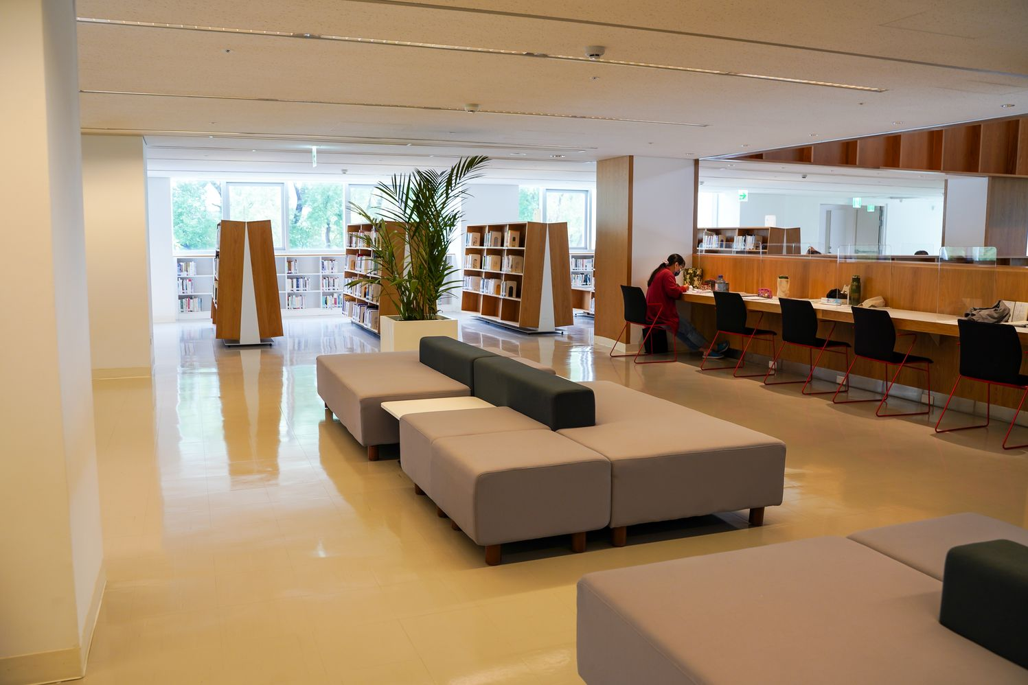 屏東縣立圖書館總館
